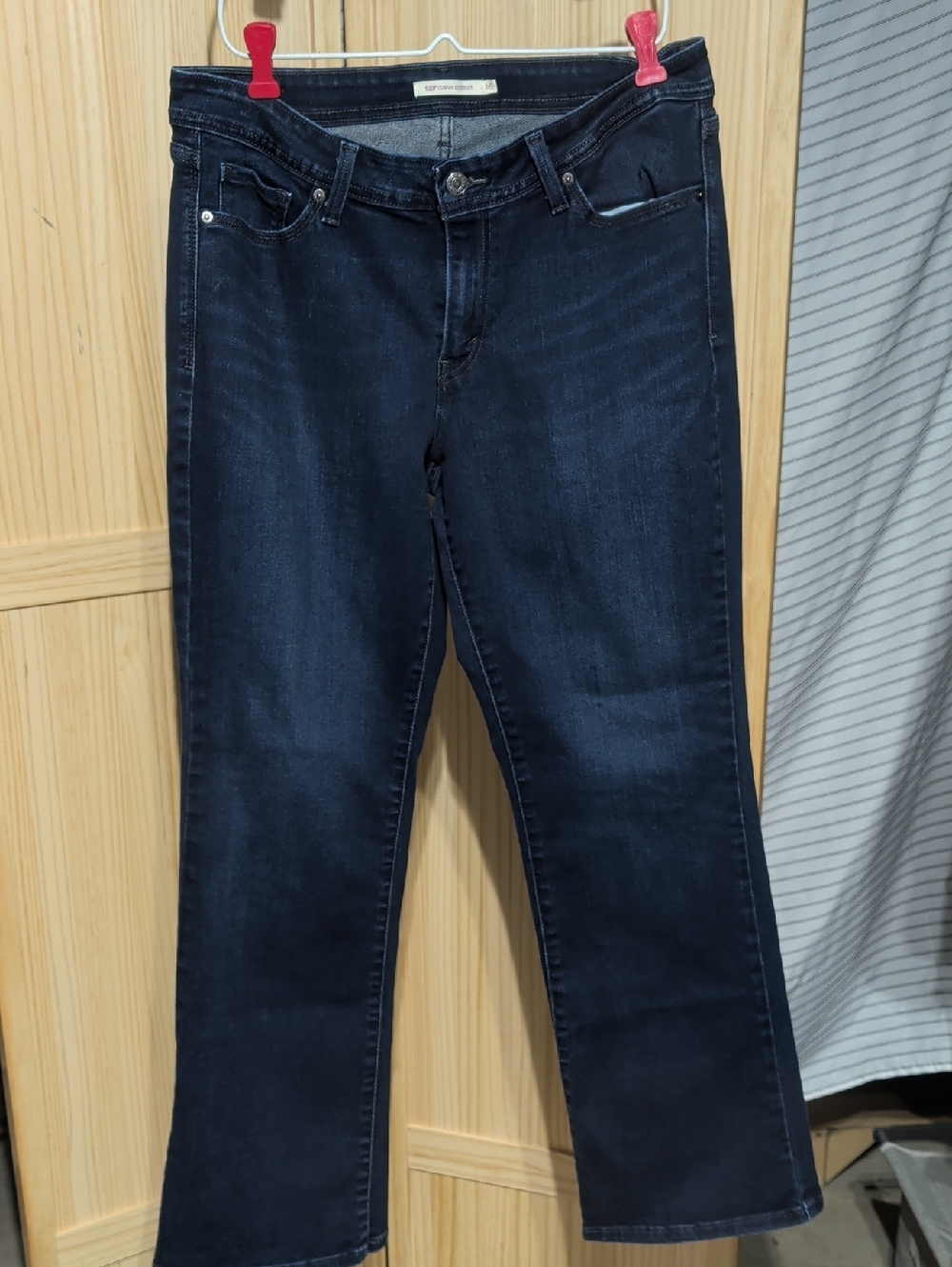Classic Straight Leg Women's Jeans in Dark Indigo
